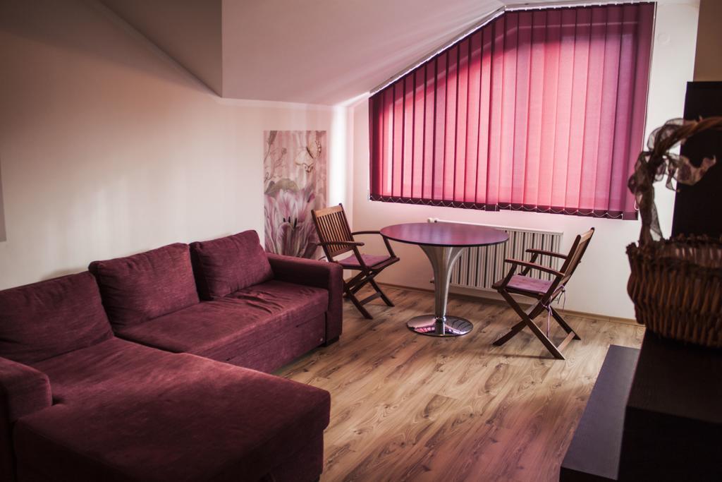 Aparthotel Borovets Gardens Екстер'єр фото